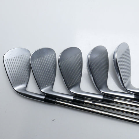 Used Mizuno JPX 923 Hot Metal Iron Set / 4 - SW + GW + LW / Regular Flex