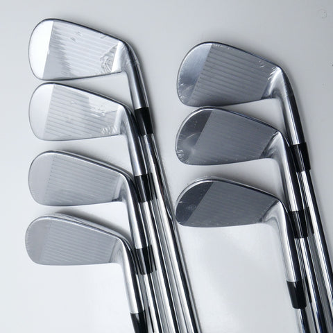 NEW Mizuno Pro 223 Iron Set / 4 - PW / Regular Flex / Left-Handed