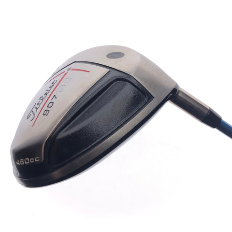 Used Titleist 907 D2 Driver / 8.5 Degrees / Stiff Flex