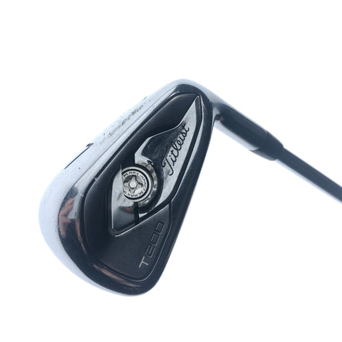 Used Titleist T200 7 Iron / 30.5 Degrees / Stiff Flex
