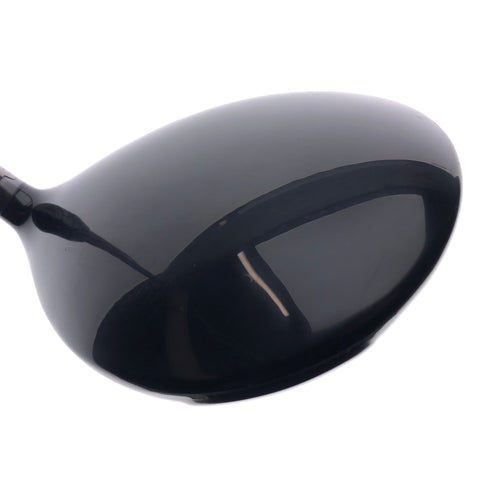 Used Titleist 910 D2 Driver / 10.5 Degrees / Regular Flex