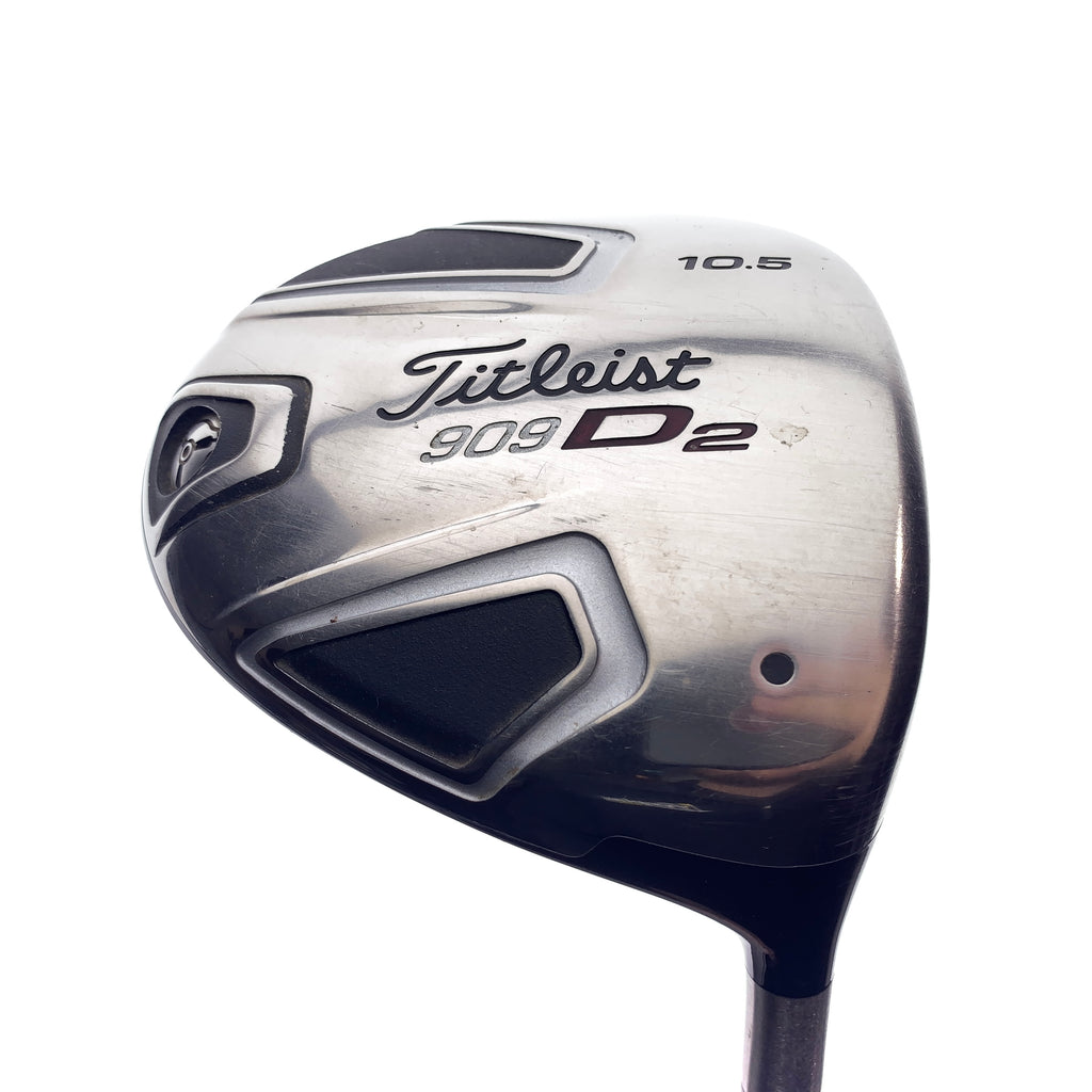 Used Titleist 909 D2 Driver / 10.5 Degrees / Regular Flex