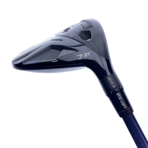 Used TaylorMade Qi4D 7 Fairway Wood / 21.0 Degrees / X-Stiff Flex