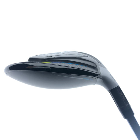 Used TaylorMade Sim2 Max 5 Fairway Wood / 18.0 Degrees / Regular Flex