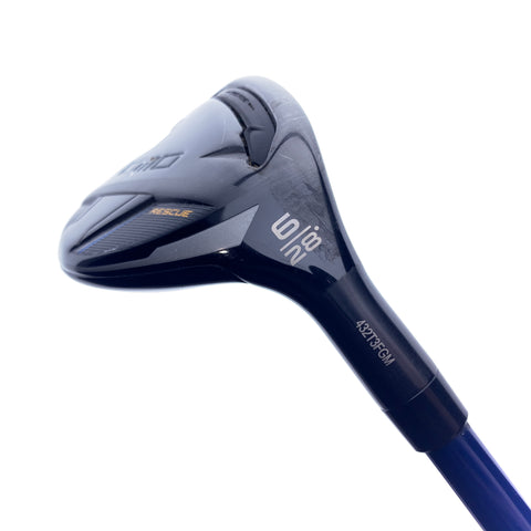 Used TaylorMade Qi10 6 Hybrid / 28.0 Degrees / Stiff Flex