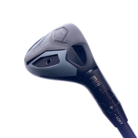 Used Callaway Quantum Max OS 3 Hybrid / 18.0 Degrees / X-Stiff Flex