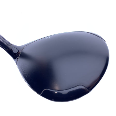 Used TaylorMade Stealth 7 Fairway Wood / 21.0 Degrees / Regular Flex