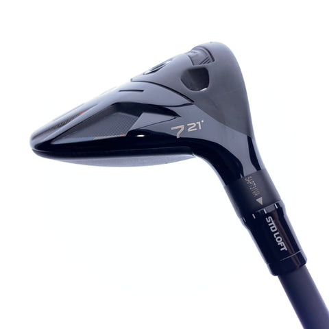 Used TaylorMade Qi4D 7 Fairway Wood / 21.0 Degrees / Regular Flex