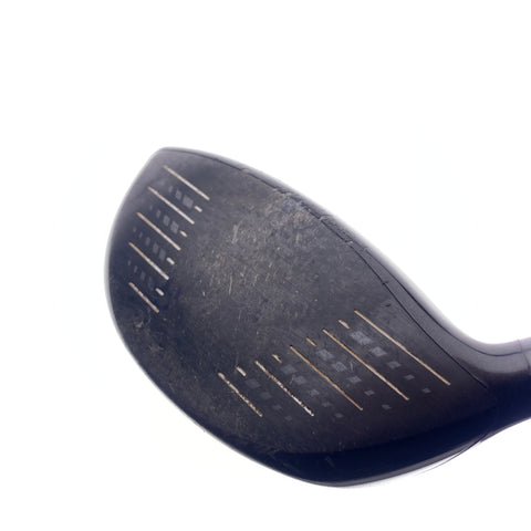 Used Titleist 913 D2 Driver / 10.5 Degrees / Stiff Flex