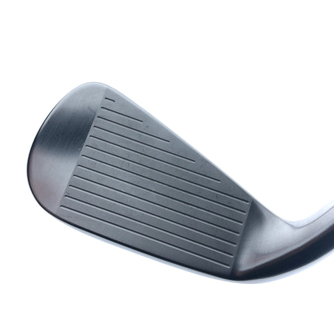Used Titleist U505 2 Hybrid / 18.0 Degrees / X-Stiff Flex