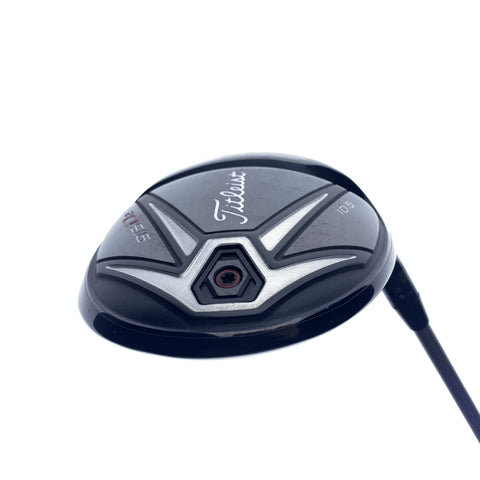 Used Titleist 915 D2 Driver / 10.5 Degrees / Regular Flex