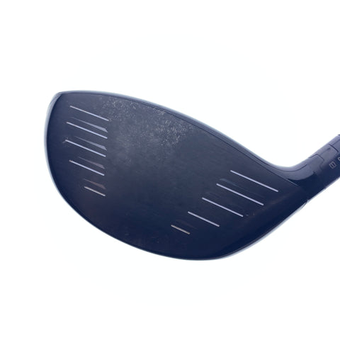 Used Titleist 915 D2 Driver / 10.5 Degrees / Regular Flex