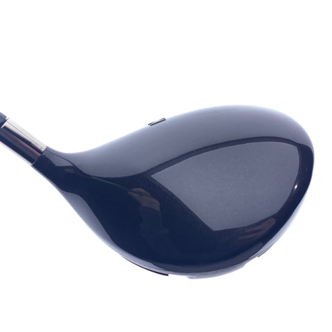 Used Titleist 905 T Driver / 9.5 Degrees / Stiff Flex