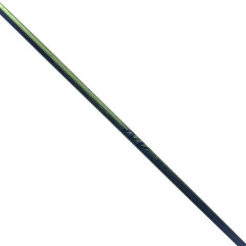 Used Titleist 905 T Driver / 9.5 Degrees / Stiff Flex