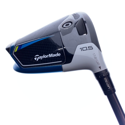 Used TaylorMade Sim2 Max Driver / 10.5 Degrees / Regular Flex