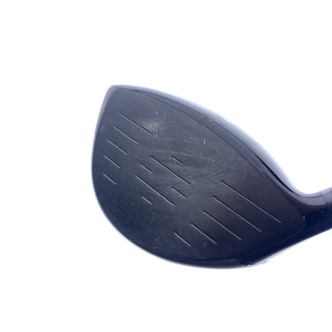 Used TaylorMade R1 Black Driver / 10.5 Degrees / Regular Flex
