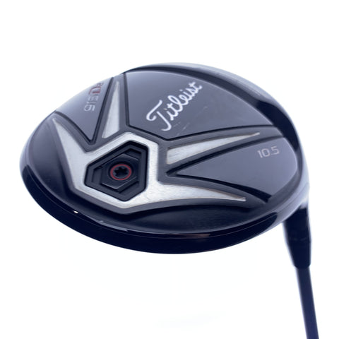 Used Titleist 915 D2 Driver / 10.5 Degrees / Stiff Flex