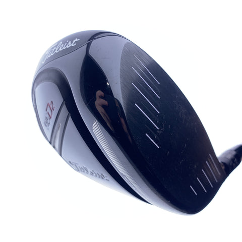 Used Titleist 915 D2 Driver / 10.5 Degrees / Stiff Flex
