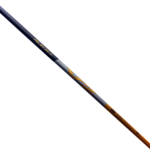 Used Titleist 905 R Driver / 10.5 Degrees / Stiff Flex
