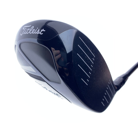 Used Titleist 910 D2 Driver / 9.5 Degrees / Stiff Flex