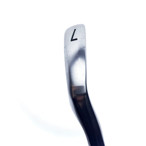 Used Titleist 620 CB 7 Iron / 35.0 Degrees / X-Stiff Flex
