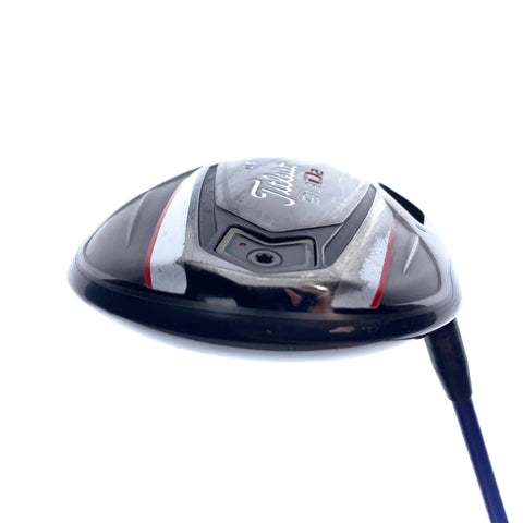 Used Titleist 913 D2 Driver / 10.5 Degrees / Regular Flex