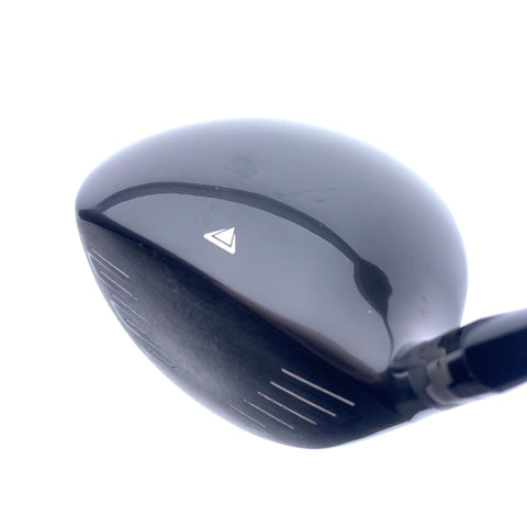Used Titleist 917 D2 Driver / 10.5 Degrees / Stiff Flex