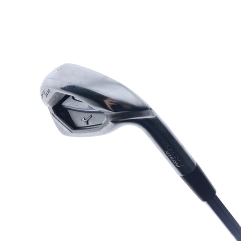 Used Mizuno JPX 900 Hot Metal 7 Iron / 31.0 Degrees / Regular Flex