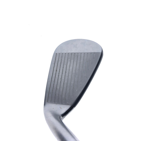 Used Mizuno JPX 900 Hot Metal 7 Iron / 31.0 Degrees / Regular Flex