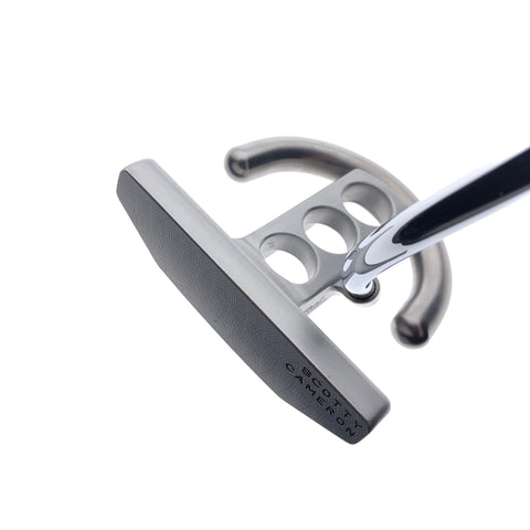 Used Scotty Cameron Futura Putter / 34.0 Inches