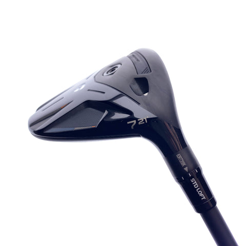 Used TaylorMade Qi4D 7 Fairway Wood / 21 Degrees / Regular Flex