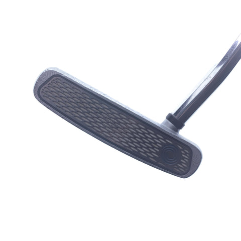 Used Odyssey Versa V-Line Putter / 33.0 Inches