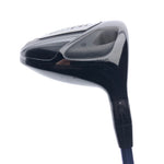 Used Titleist 910 D3 Driver / 8.5 Degrees / Stiff Flex