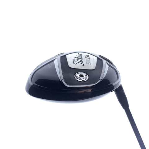 Used Titleist 910 D3 Driver / 9.5 Degrees / Stiff Flex