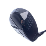 Used Titleist 910 D3 Driver / 9.5 Degrees / Stiff Flex - Replay Golf 