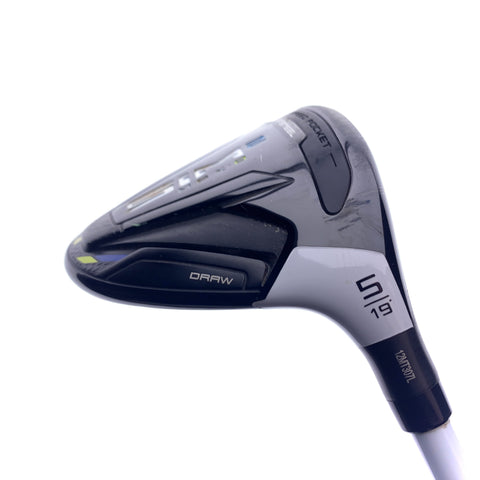Used TaylorMade Sim2 Max D 5 Fairway Wood / 19 Degrees / Stiff Flex