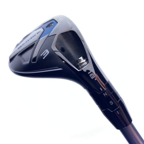 Used Callaway Paradym Ai Smoke 3 Hybrid / 18.0 Degrees / Regular Flex