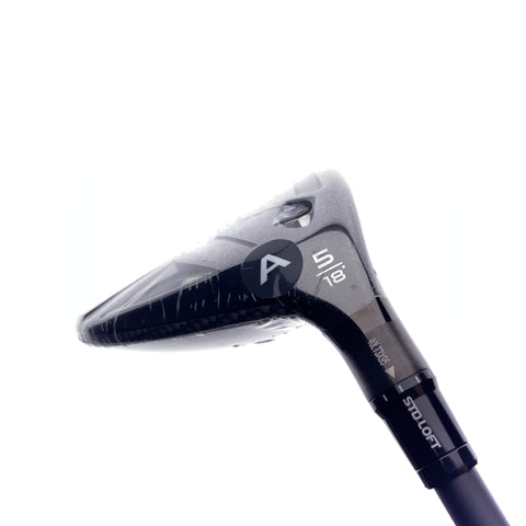 NEW TaylorMade Qi35 5 Fairway Wood / 18 Degrees / Stiff Flex