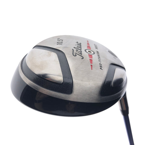 Used Titleist 905 T Driver / 10.5 Degrees / Regular Flex