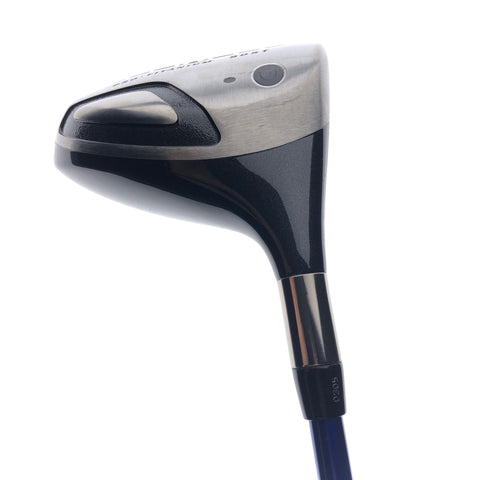 Used Titleist 905 T Driver / 10.5 Degrees / Regular Flex