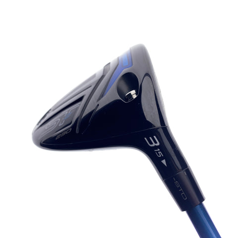 Used Mizuno STZ 230 3 Fairway Wood / 15.0 Degrees / Regular Flex
