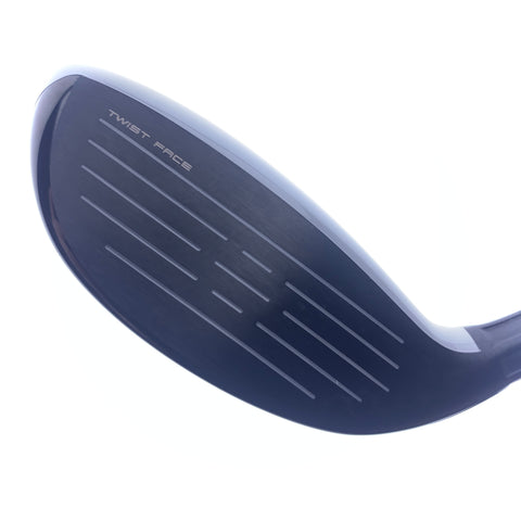 Used TaylorMade Sim2 Max Rescue 4 Hybrid / 22.0 Degrees / Regular Flex
