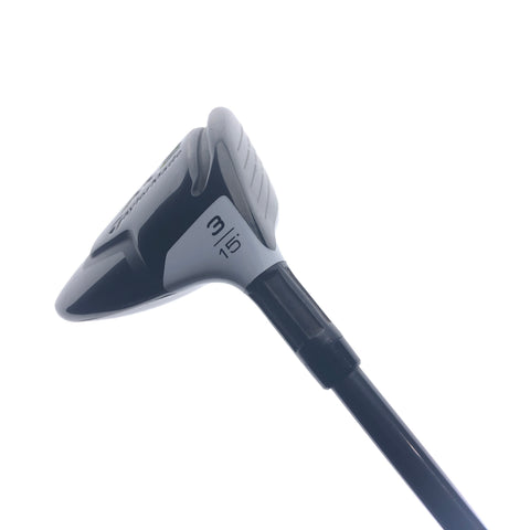 Used TaylorMade M2 2017 3 Fairway Wood / 15.0 Degrees / Regular Flex