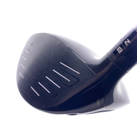 Used Titleist 917 D2 Driver / 10.5 Degrees / Stiff Flex