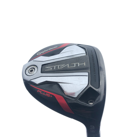 Used Titleist 915 F 3 Fairway Wood / 15.0 Degrees / Stiff Flex