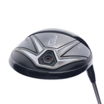 Used Titleist 915 D3 Driver / 9.5 Degrees / Stiff Flex