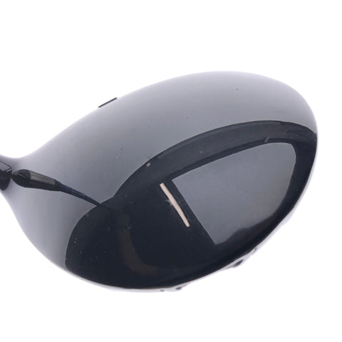 Used Titleist 909 D2 Driver / 10.5 Degrees / Regular Flex