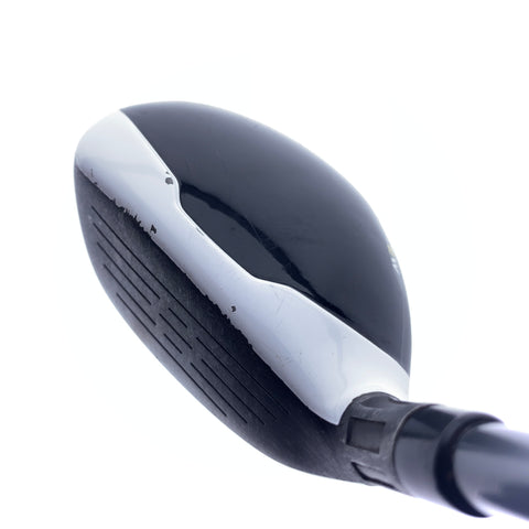 Used TaylorMade M2 2017 4 Hybrid / 22.0 Degrees / Regular Flex