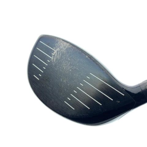 Used Titleist 910 D3 Driver / 9.5 Degrees / Stiff Flex