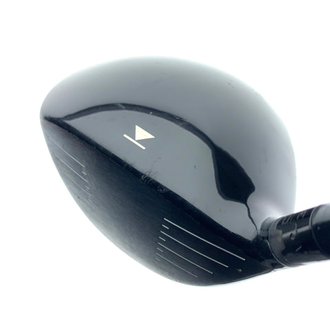 Used Titleist 910 D3 Driver / 9.5 Degrees / Stiff Flex